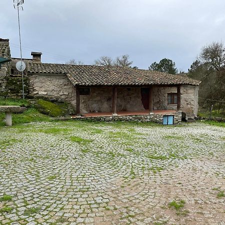 فيلا Casa Dos Moinhos De Aveia Alverca da Beira المظهر الخارجي الصورة